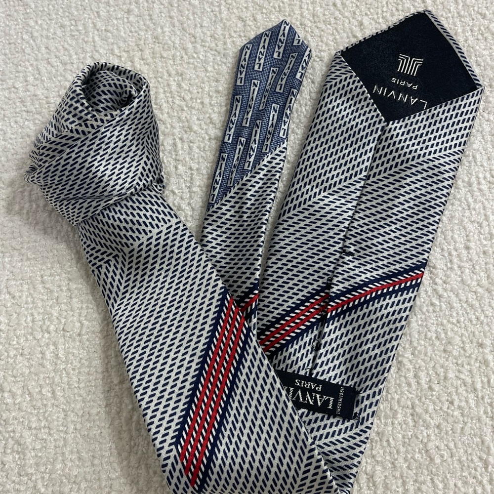 LANVIN Vintage Blue & White Small Pattern Silk Men's Tie